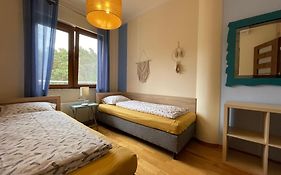 Klimatyzowany apartament z basenem i garażem Willa 4 Pory Roku